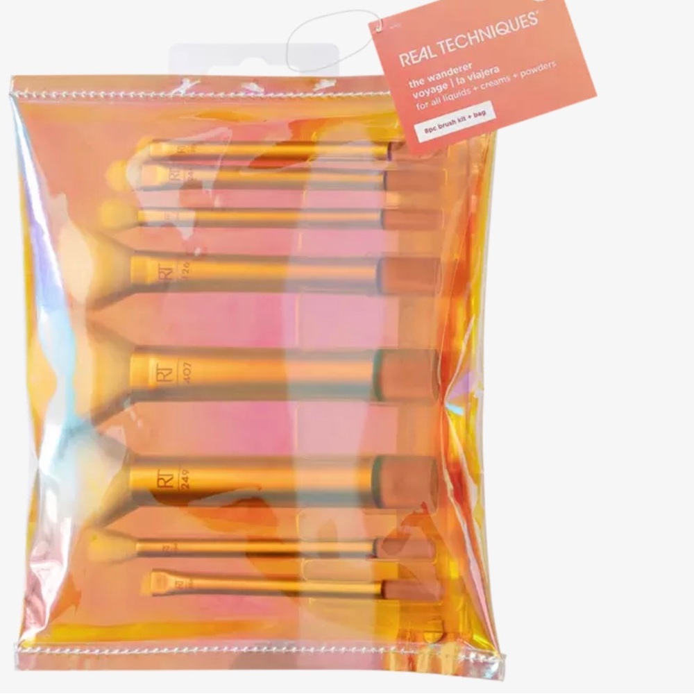 NWT REAL TECHNIQUES 8 PIECE PLUS BAG MAKEUP BRUSH SET